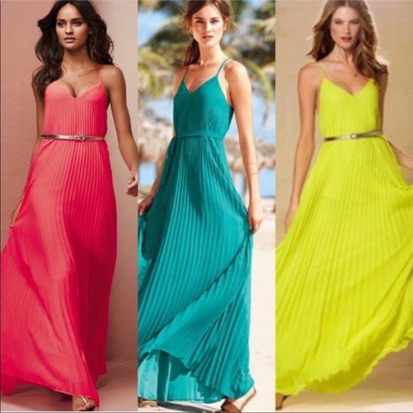 Victoria's Secret Knife Pleat Maxi Dress - Size S - Picture 2 of 9